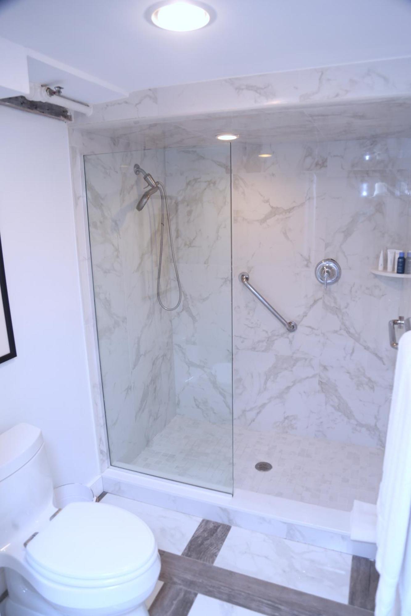Harpoon House Bed and Breakfast Southampton Εξωτερικό φωτογραφία