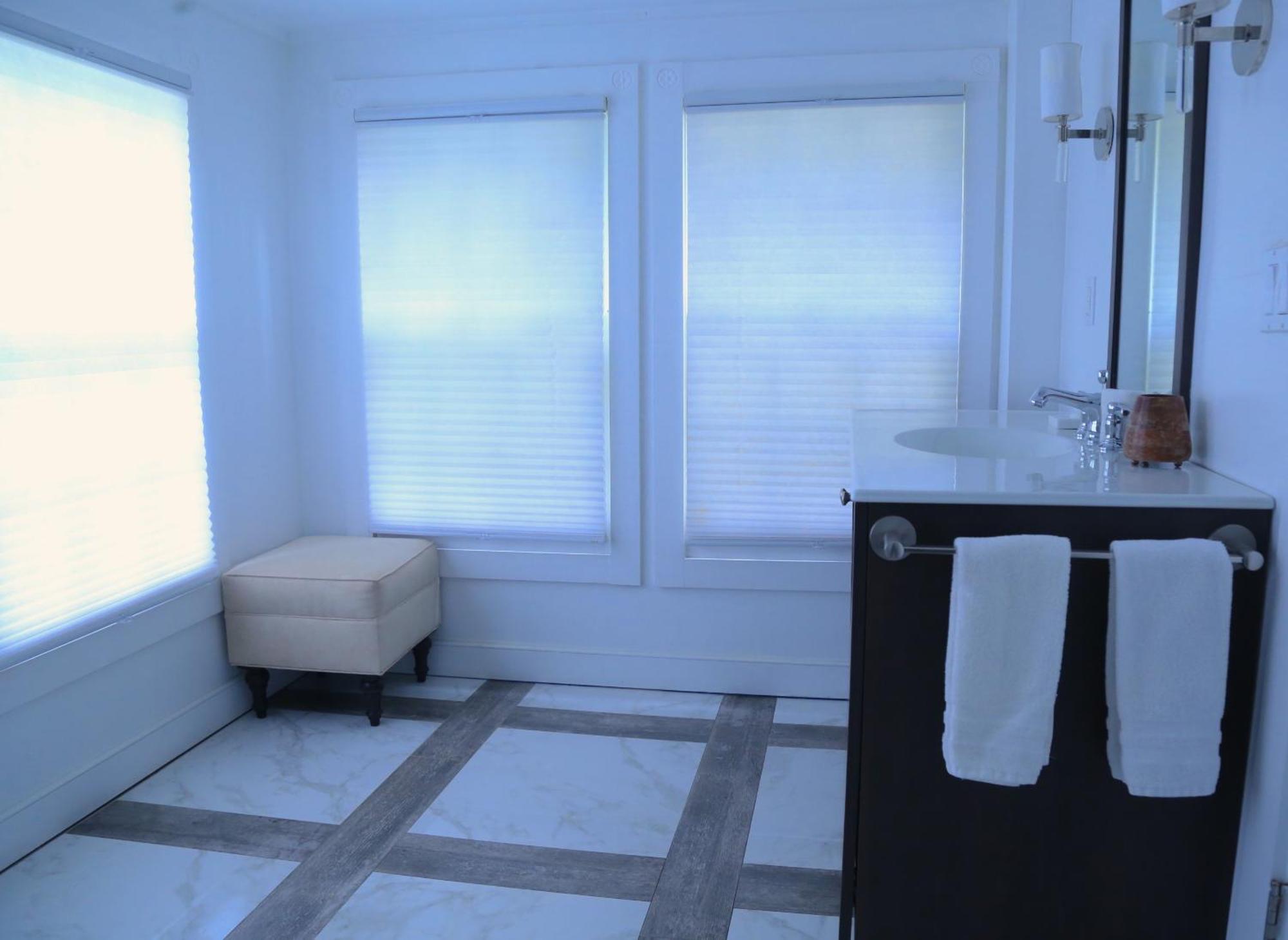 Harpoon House Bed and Breakfast Southampton Εξωτερικό φωτογραφία